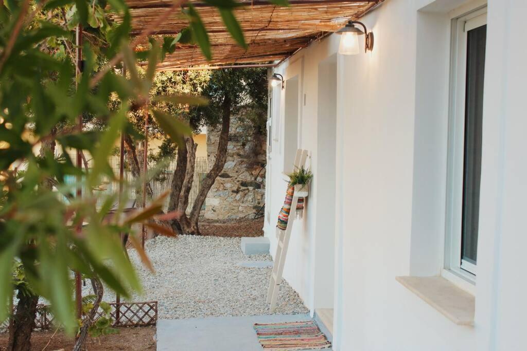 Myrtus Guest House Myrties Bagian luar foto