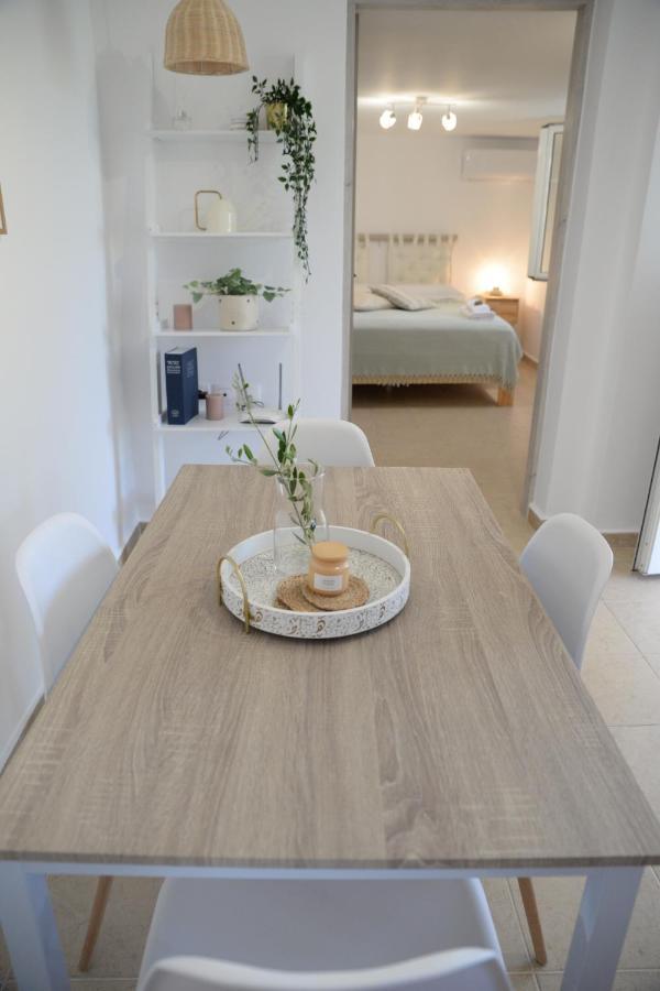 Myrtus Guest House Myrties Bagian luar foto